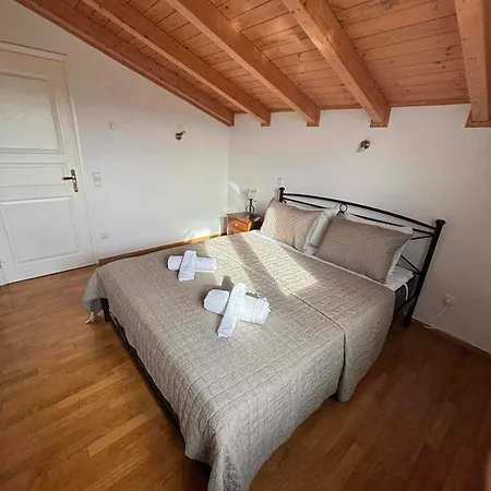 Loft House Βραχάτι